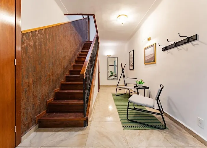 Сasa de vacaciones Large Group-friendly With Stunning Rooftop *